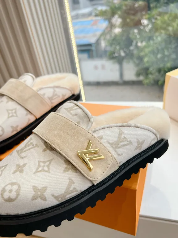 Louis Vuitton Shoe 